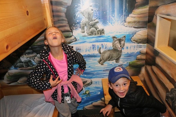 Great Wolf Lodge, Great Wolf Lodge Niagara Falls, Great Wolf Lodge Reviews