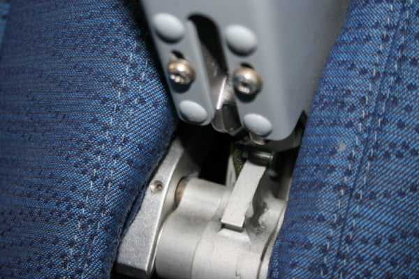 airplane safety, airbus, a321, airbus armrest hinge, airbus 321 armrest