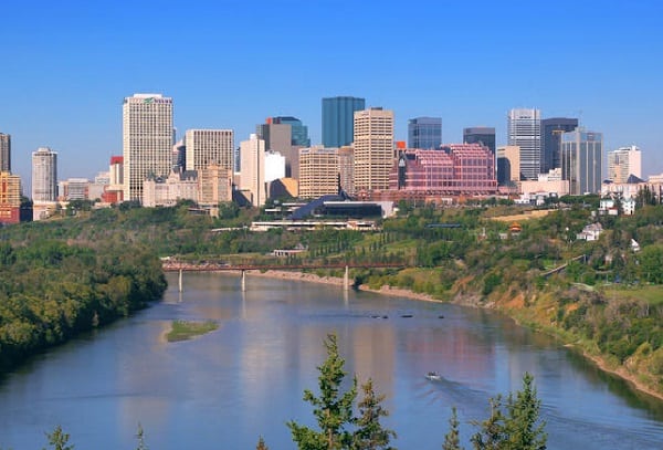 Visiting Edmonton with a toddler, edmonton with a toddler, edmonton with a baby, visiting edmonton